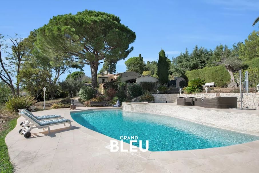 Vente propriété 7 pièces 288 m² à Saint paul de Vence (06570), 1 490 000 €