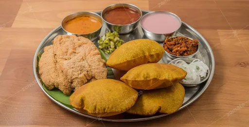 Bombil Fry Thali