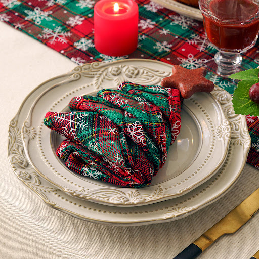Title 1, Christmas Series New Year Cloth Plaid Table Fla...