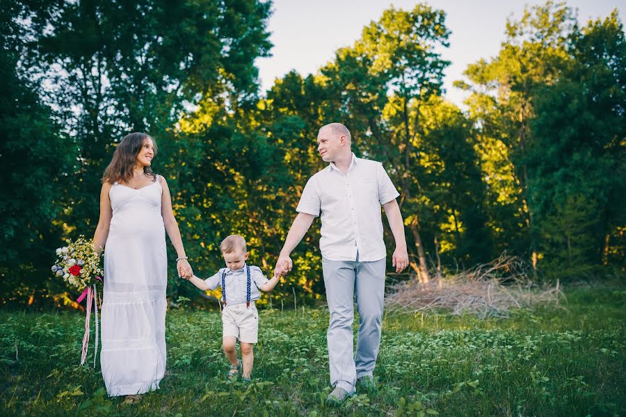 Wedding photographer Natalya Vasileva (pritchuda). Photo of 18 July 2016