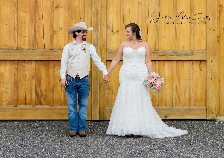 Wedding photographer Julie Mccarty (juliemccarty). Photo of 7 September 2019