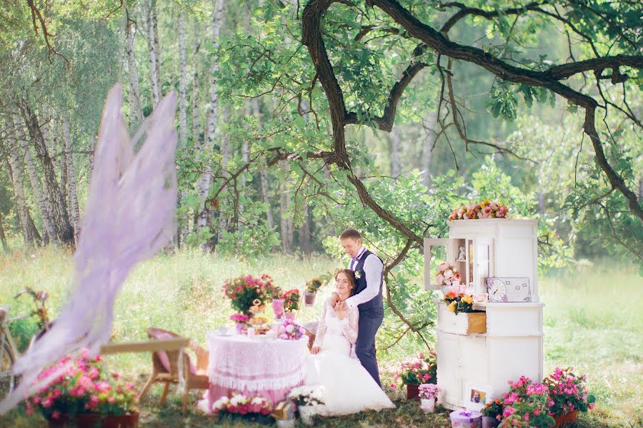 Wedding photographer Vera Gridneva (veverka). Photo of 3 October 2014