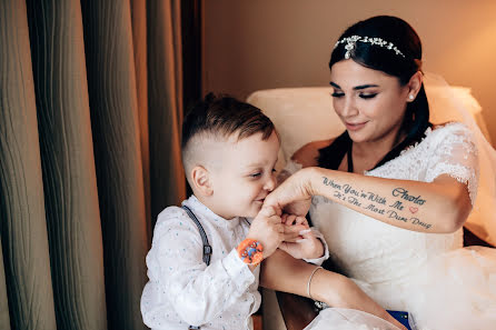 Wedding photographer Maksym Andriashyn (andryashin). Photo of 14 January 2019