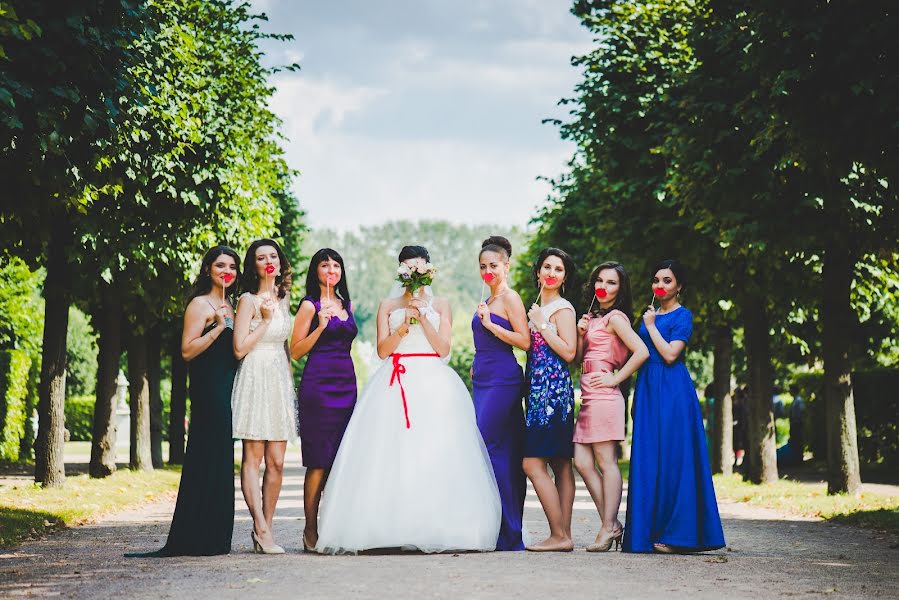 Wedding photographer Yuliya Vlasova (yunvlasova). Photo of 9 October 2014