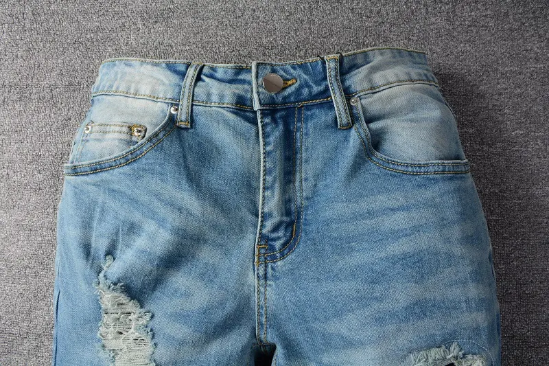 Title 4, High Street Hole Patch Locomotive Jeans met plo...