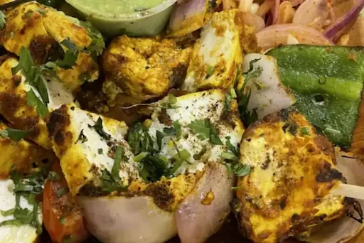 Achari Paneer Tikka