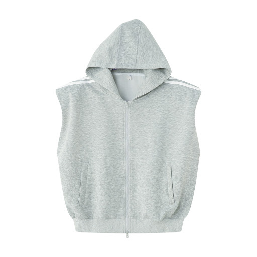 Title 9, Sleeveless vest shoulder pad coat pants – a sty...