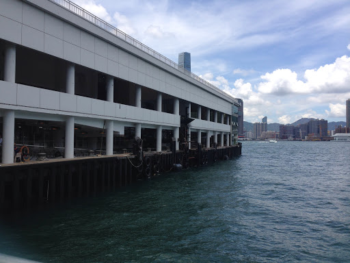 Ferry Pier To Cheung Chau