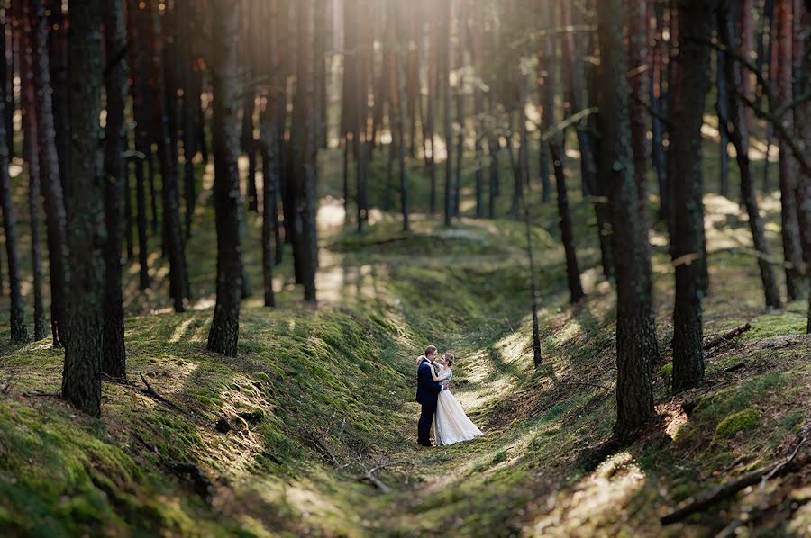 Wedding photographer Przemyslaw Markowski (photomarkowski). Photo of 27 December 2017