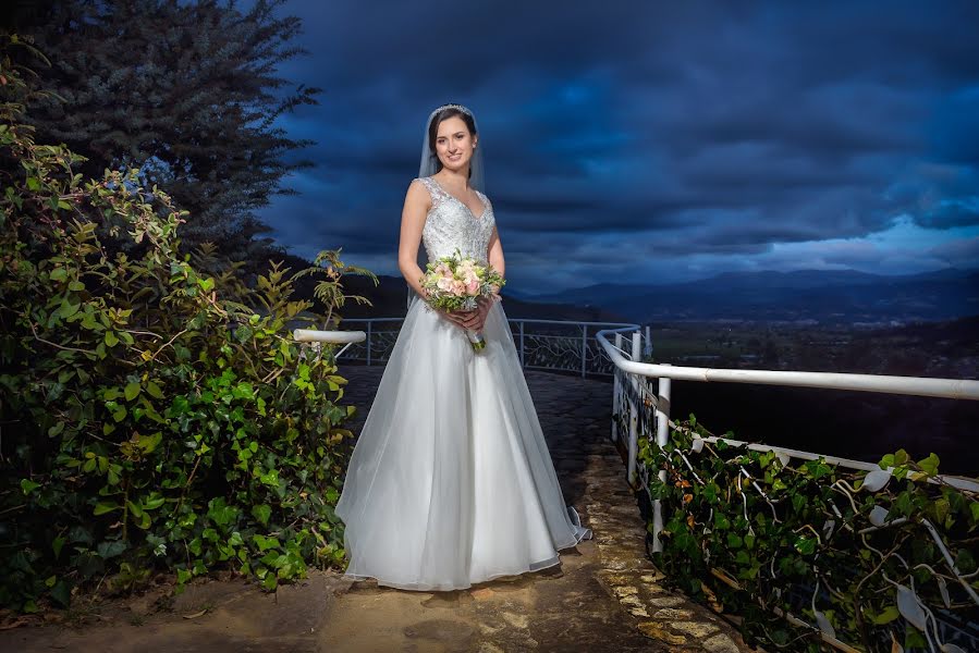 Wedding photographer Oscar Osorio (oscarosorio). Photo of 28 August 2019