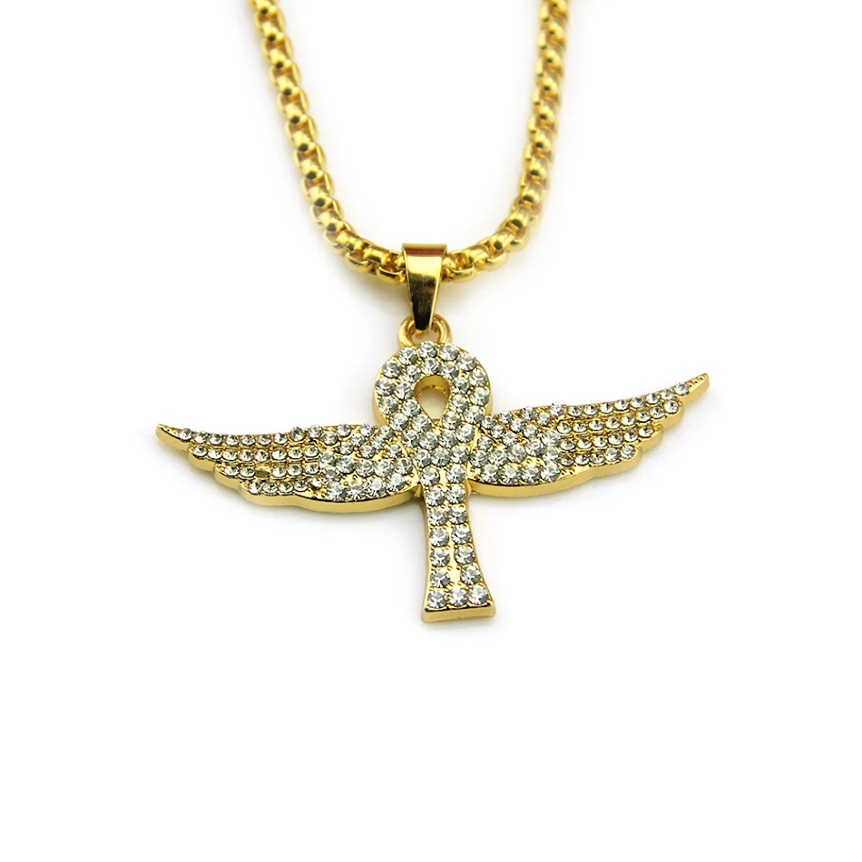 Collier pendentif ailes d'ange hip hop doré diamant, un bijou unique et brillant pour un look audacieux, parfait pour toutes les occasions.