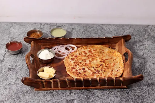 Paneer Pyaz Paratha