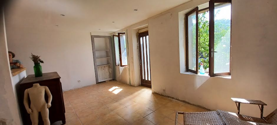 Vente maison 2 pièces 53 m² à Saint-Hilaire (03440), 46 200 €