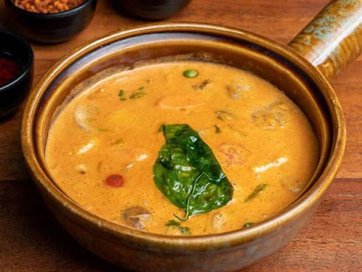 Veg Red Thai  Curry (Serves 1-2)