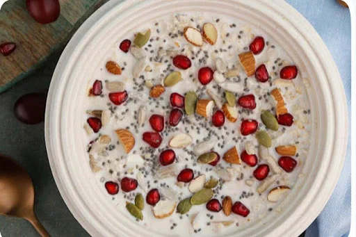 Fruits And Nuts Oatmeal Bowl