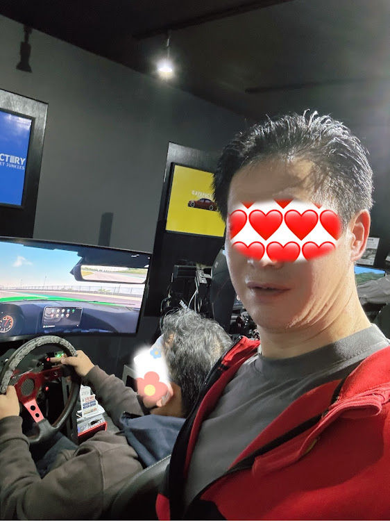 WRX STIのシミュレーター・洗車部・可愛いボカシ❤️に関するカスタム事例の投稿画像4枚目