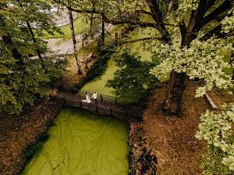 Bröllopsfotograf Oskar Żak (fotografnowysacz). Foto av 18 oktober 2023