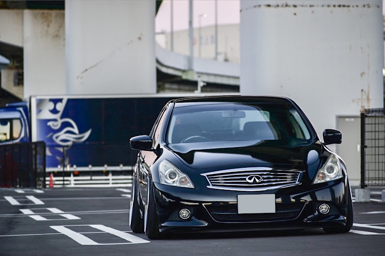 スカイラインのナックル交換・ショートナックル・ヤバKING・路面凍結に注意に関するカスタム事例の投稿画像1枚目