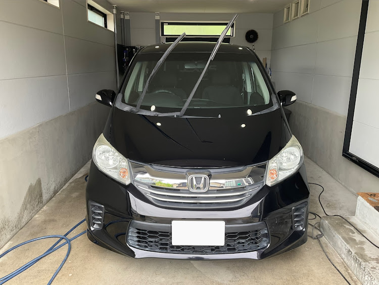 ハピカーラさんが投稿した西日本ケミカル・洗車・ハピカーラ・フリード・GANBASSに関するカスタム事例の投稿画像2枚目