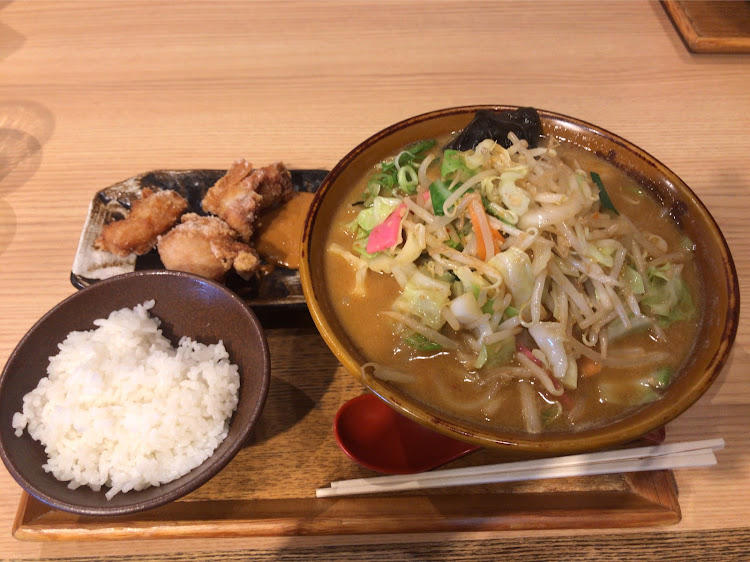 スカイライン GT-Rの田ノ浦ビーチ・一人モーニング・味噌ラーメン・ガソリンべらぼう価格・ナッツを使用しています♡に関するカスタム事例の投稿画像11枚目