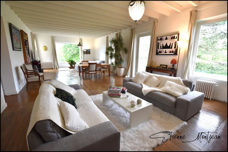 Vente villa 11 pièces 243 m² à Labastide-Murat (46240), 640 000 €