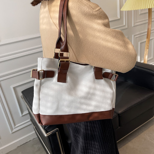 Title 6, Womens Fashion Texture Western Style Bag. A st...
