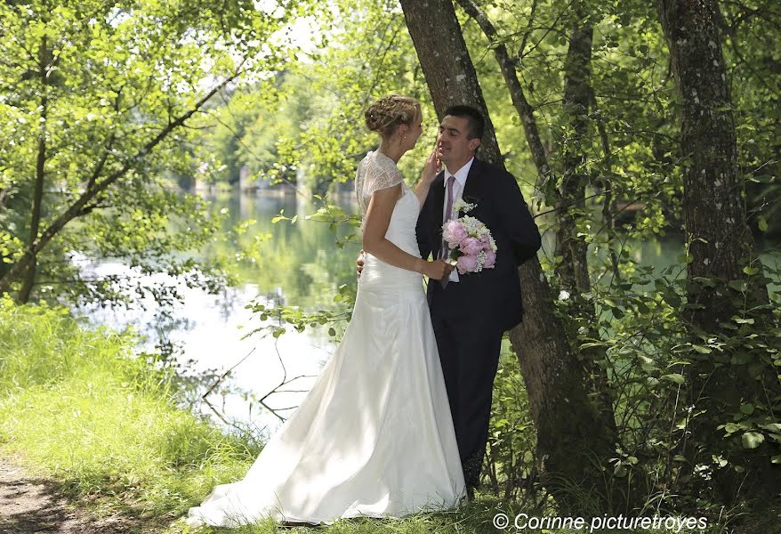 Fotógrafo de casamento Corinne Robert (corinner). Foto de 14 de abril 2019