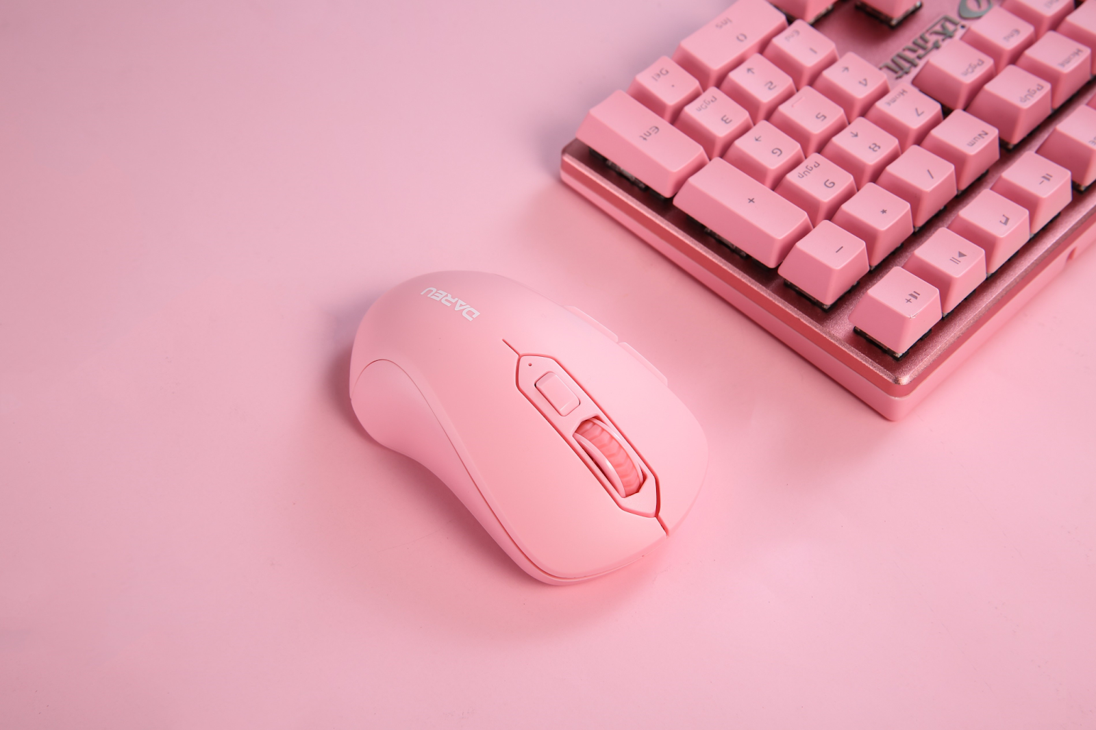 Top 5 chuột gaming hồng cực xịn xò dành cho phái nữ