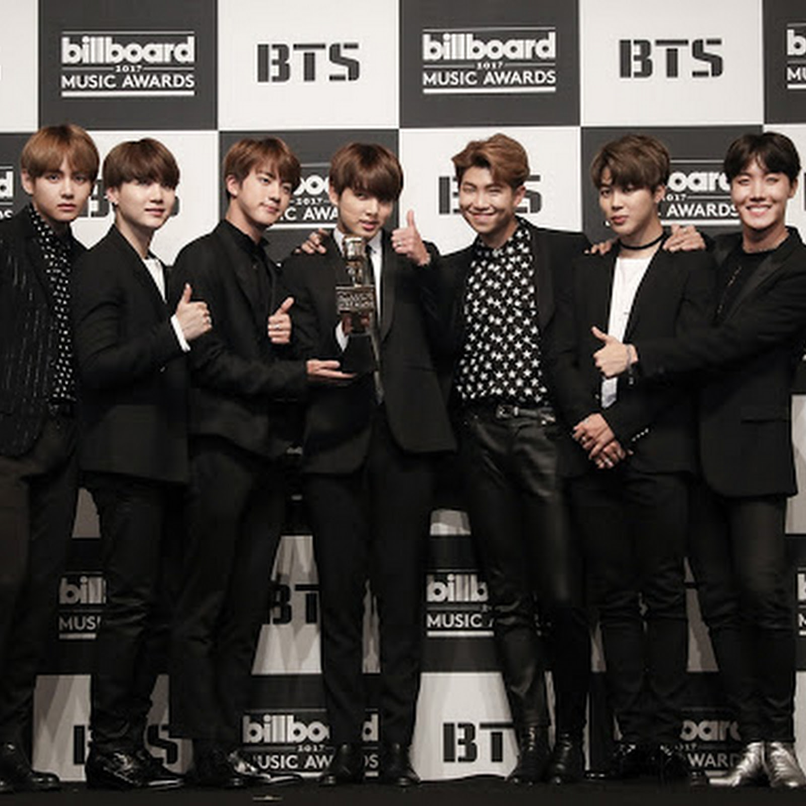 BTS Sets New Record By Selling The Most Albums In Gaon Chart History