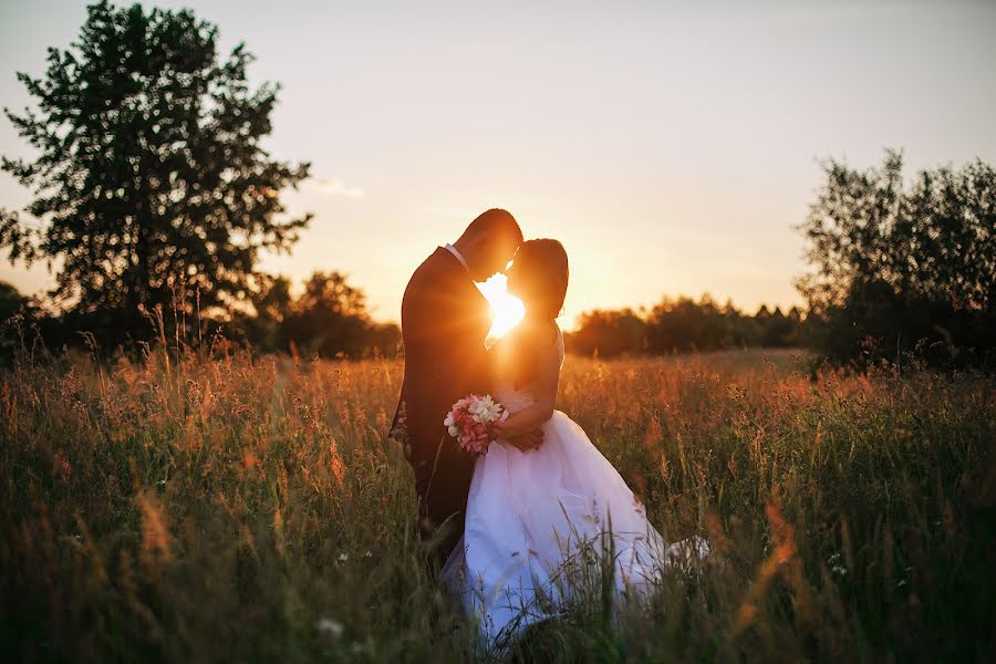 Wedding photographer Marta Bondaruková (marta55). Photo of 18 June 2017