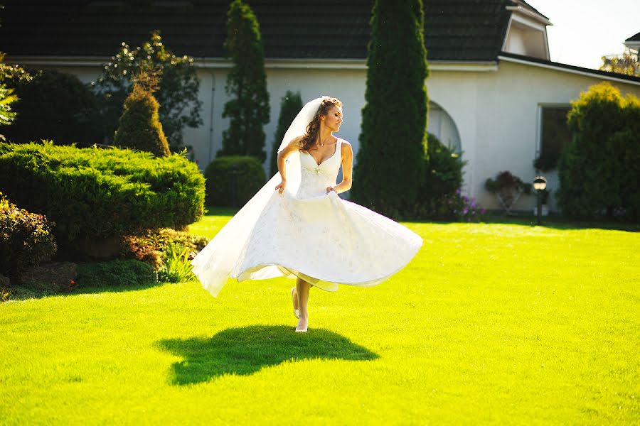 Wedding photographer Volodimir Goncharuk (nivrok). Photo of 26 December 2012