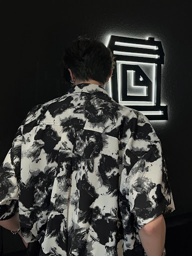 Title 2, American-style Short Sleeve Jacket Cuban Collar...