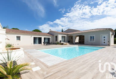 Maison avec piscine et terrasse 6