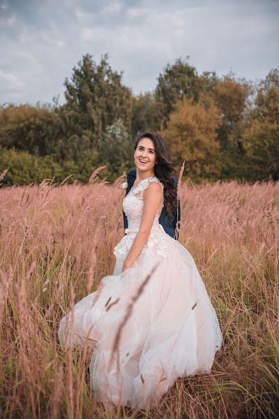 Fotografo di matrimoni Darya Zolotareva (zoldar). Foto del 17 febbraio 2019