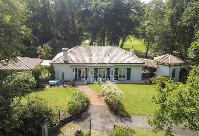 House with terrace 1