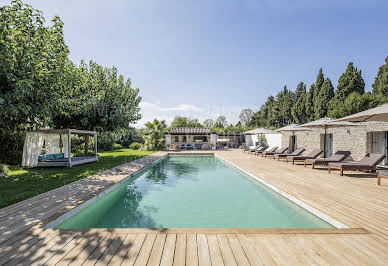 Maison avec piscine 9