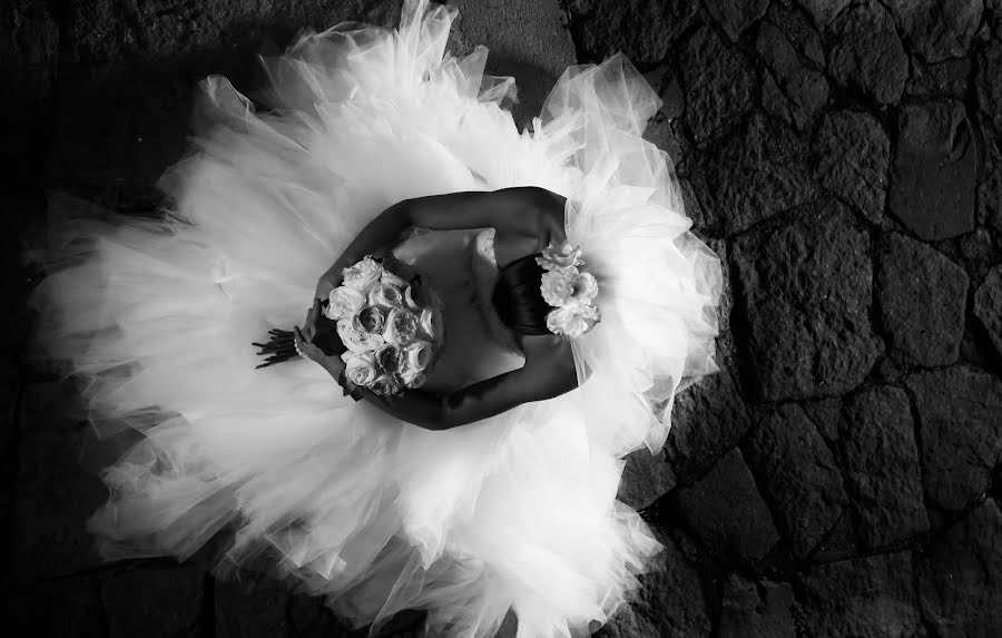 Nhiếp ảnh gia ảnh cưới Miguel Varona (varona). Ảnh của 2 tháng 5 2016