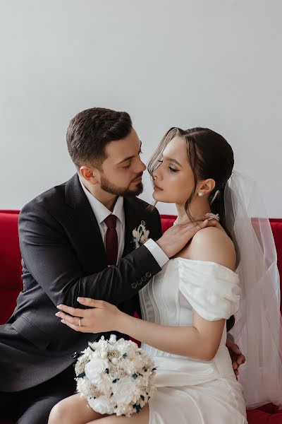 Fotógrafo de casamento Violetta Kuprikova (phvioletta). Foto de 14 de abril