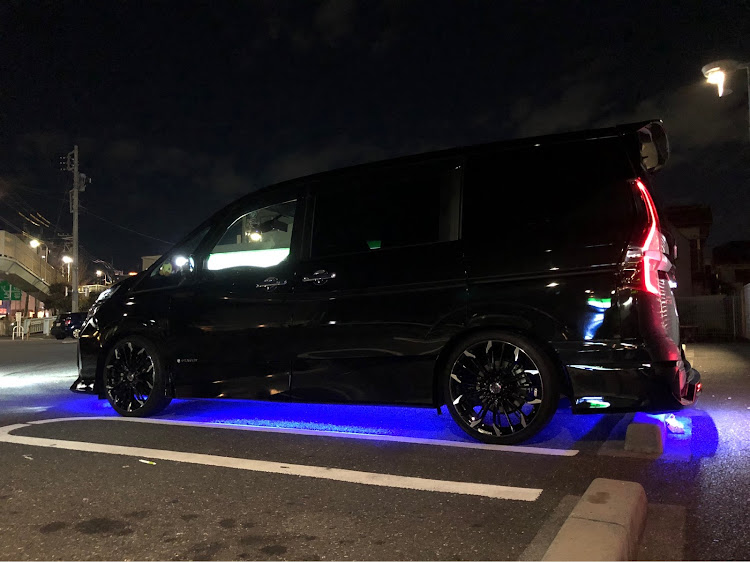 セレナの日産・e-POWER・admiration・年末のご挨拶・大晦日に関するカスタム事例の投稿画像2枚目