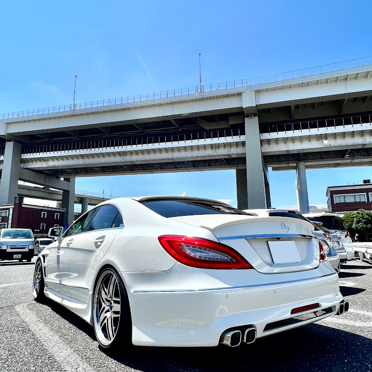 CLSクーペのヘッドライト磨き何使ってる？・ワンオフマフラー・東京リベンジャーズ・警告灯修理・昭和の會に関するカスタム事例の投稿画像3枚目