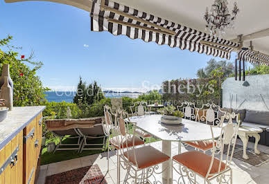 Apartment with terrace 1