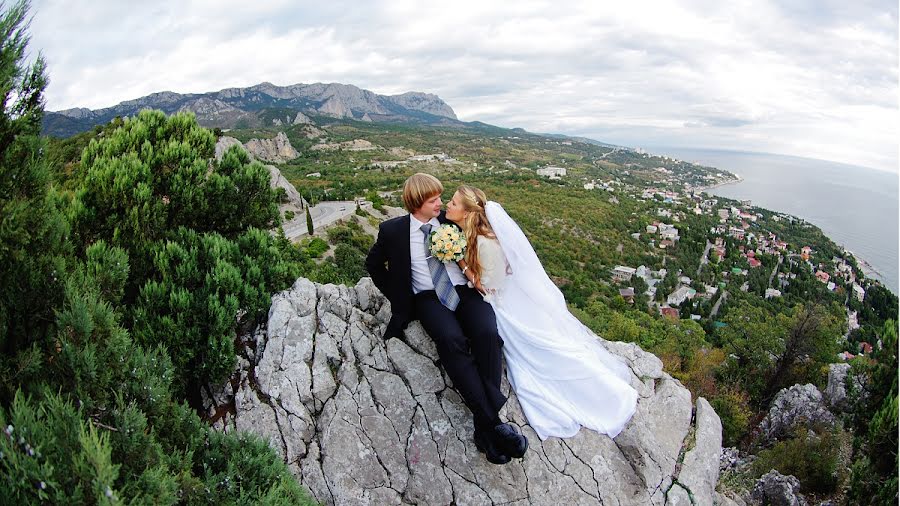 Fotografo di matrimoni Vitaliy Vdovin (massanderos). Foto del 30 settembre 2013