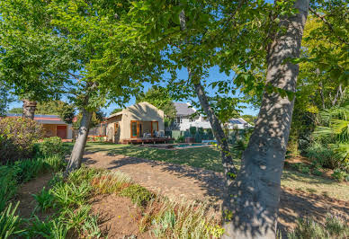 House with pool and garden 12