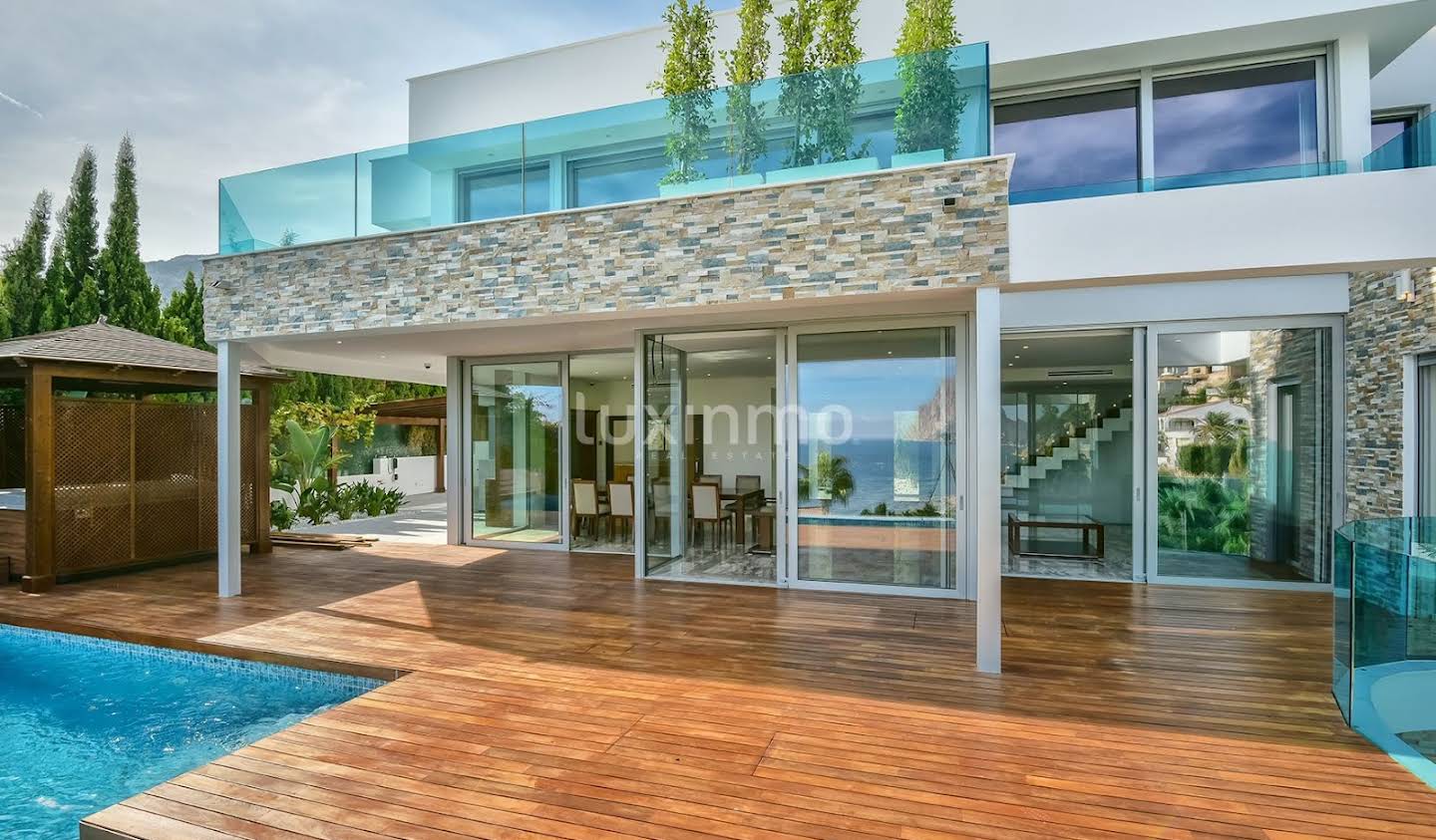 House with pool and terrace Calp