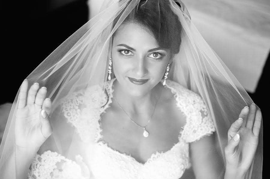 Wedding photographer Yuliya Scherbakova (jshcherbakova). Photo of 1 October 2015