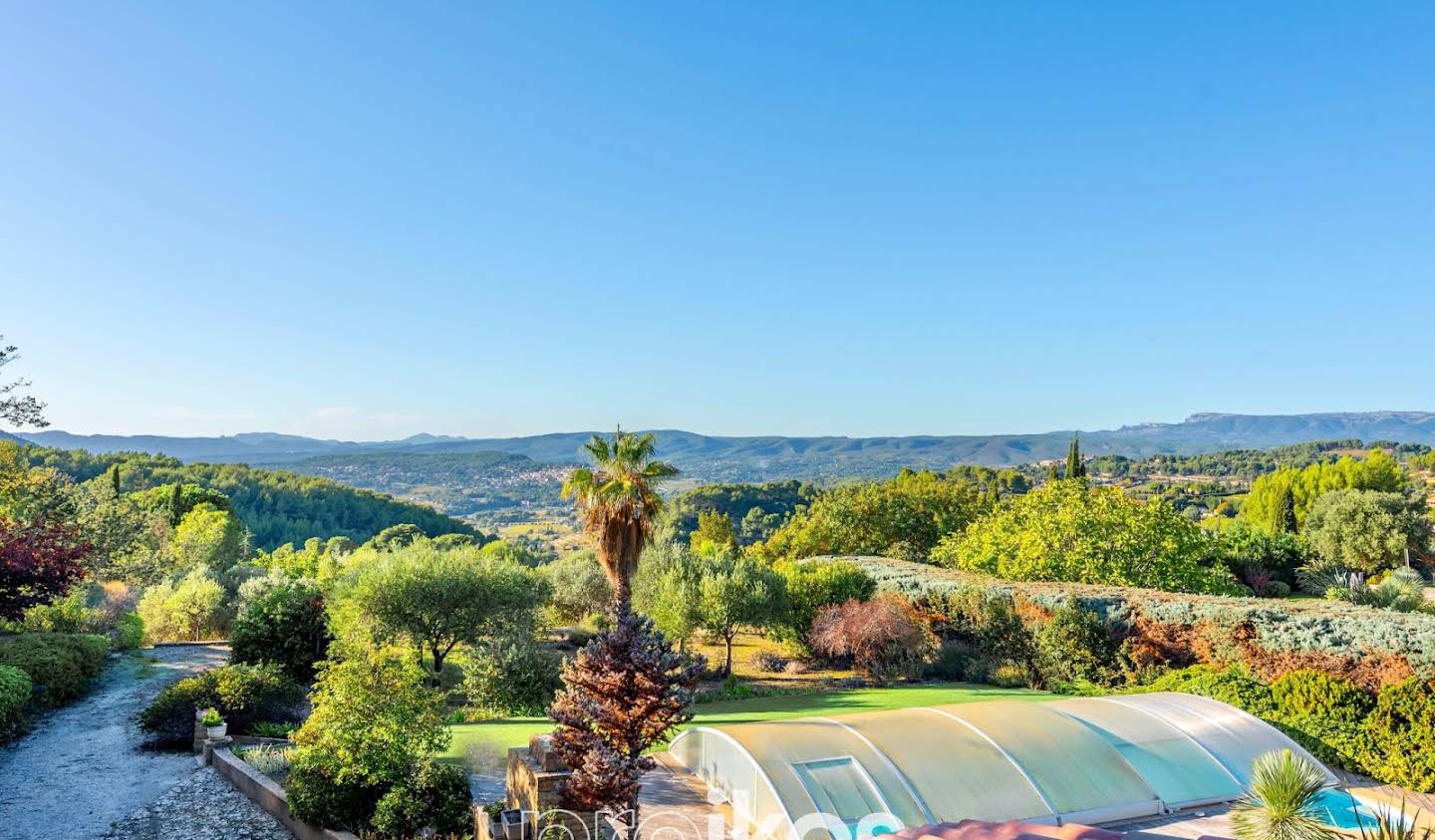 Maison avec piscine et terrasse Le Beausset