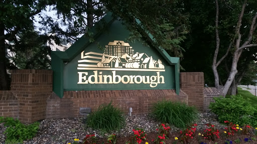 Edinborough Park NE Corner Sign