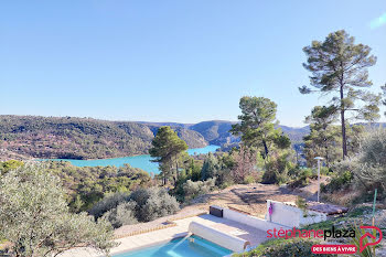 villa à Esparron-de-Verdon (04)