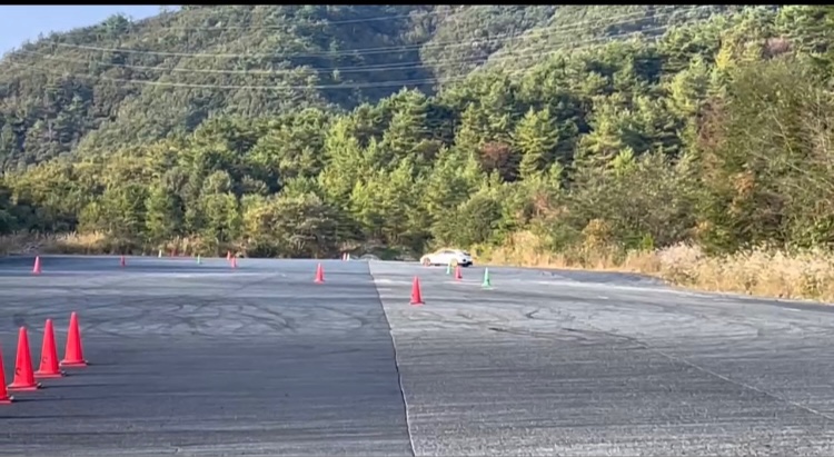 シビックのシビックハッチバック・エンケイ・FK7・ジムカーナ練習会・シビックに関するカスタム事例の投稿画像4枚目