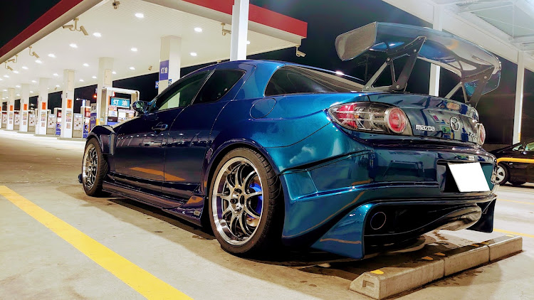 RX-8のwork Emotion・#マツダ・ヴェイルサイド・レッグモータースポーツに関するカスタム事例の投稿画像1枚目